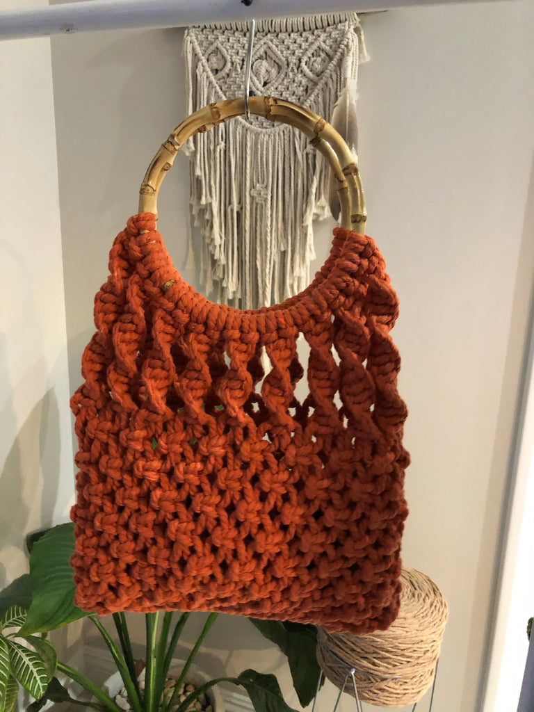 Retro Macrame Handbag Pattern