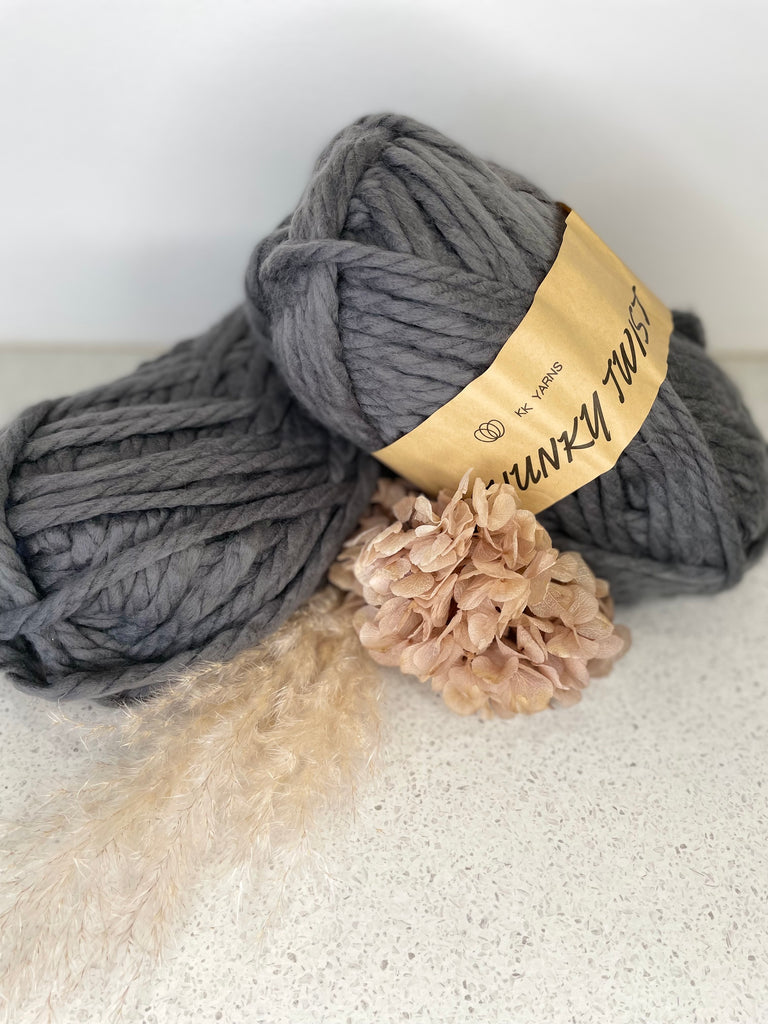 Chunky Twist 3ply Yarn - Dark Grey
