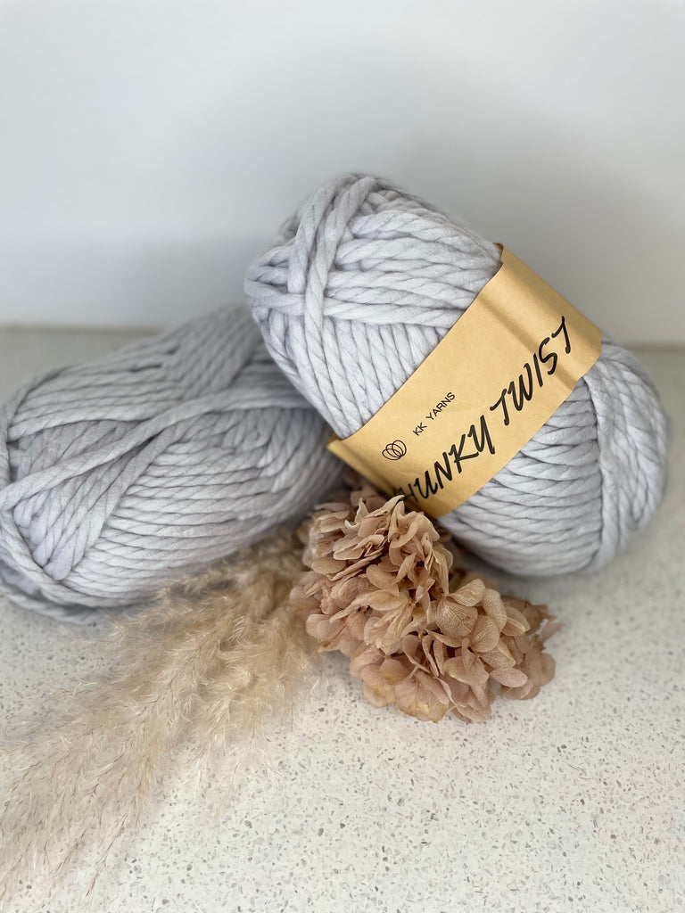 Chunky Twist 3ply Yarn - Light Grey